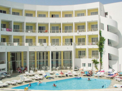 Hotel Kris Mari